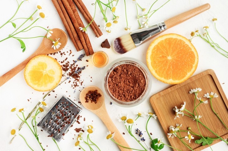 Vegan, Non-toxic, paraben free, natural Dazller cosmetics